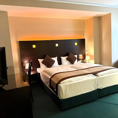 Lumiere An Der Messe Hotel 4*