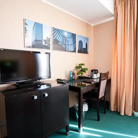 Hotel Lumiere An Der Messe