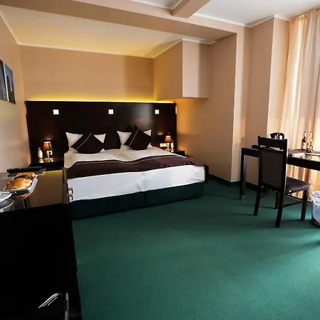 Lumiere An Der Messe Hotel Frankfurt am Main