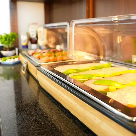 호텔 Lumiere An Der Messe 프랑크푸르트