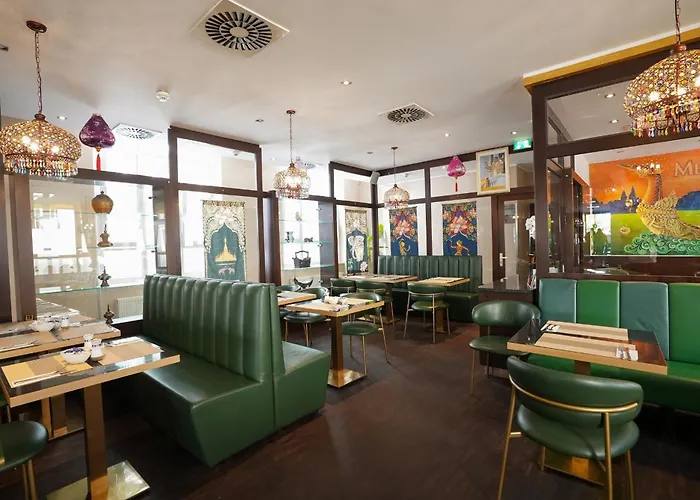 Hotel Lumiere An Der Messe 4*