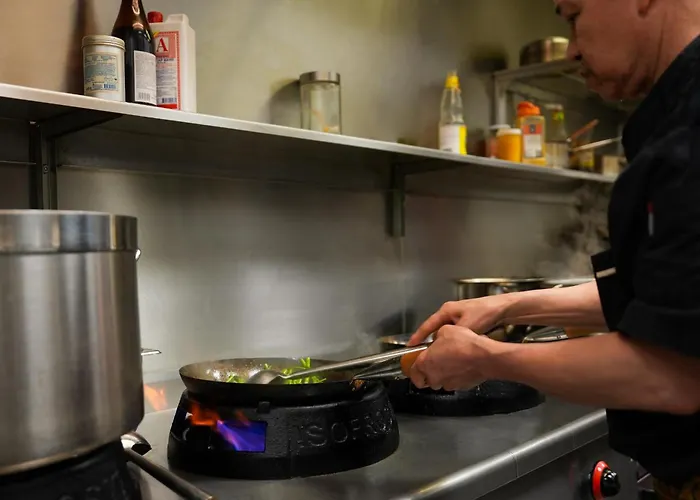 Hotel Lumiere An Der Messe 4*