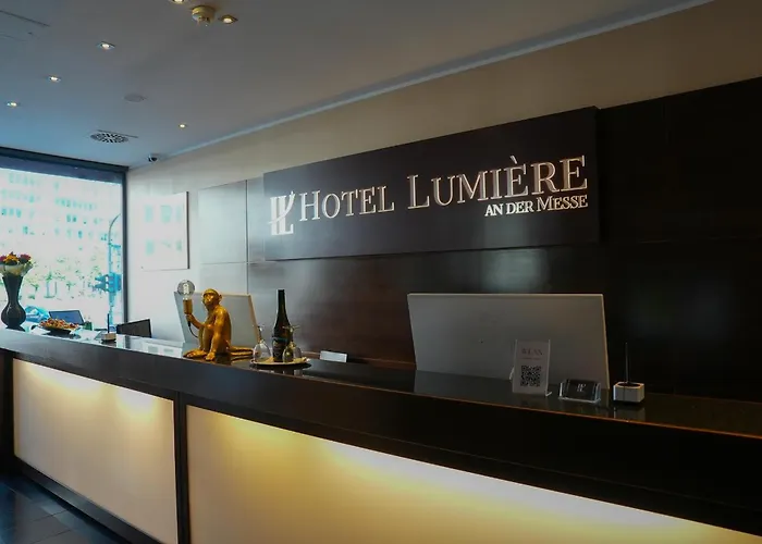 Lumiere An Der Messe Hotel 4*